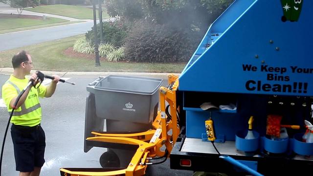 Garbage Bin Cleaning